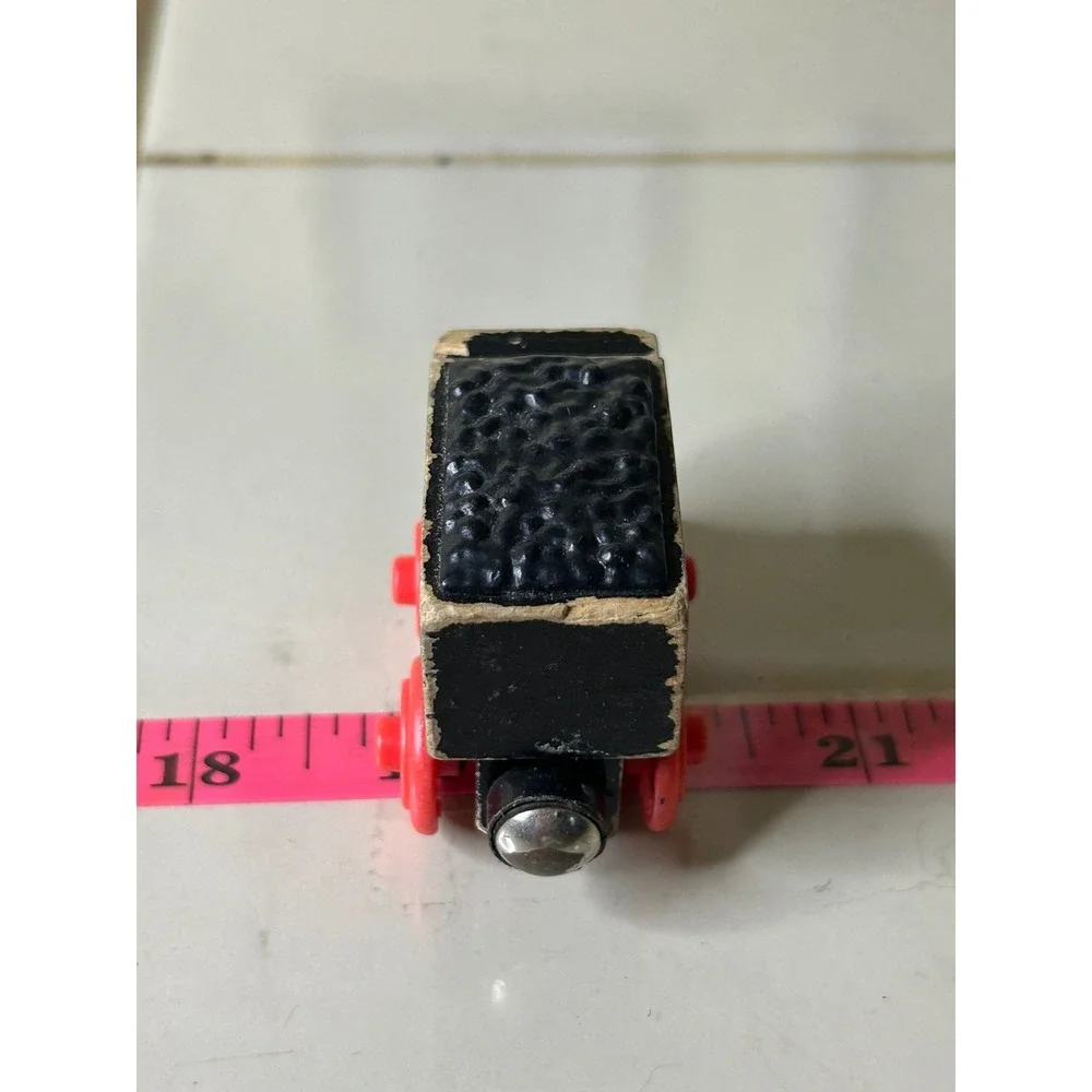 Thomas & Friends Wooden Railway Hiro's Tender No. 51 Black Coal Car Red Wheels